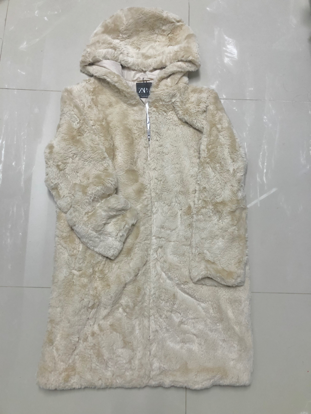 pepco เสื้อเฟอร์กันหนาว หมวกฮู้ด เสื้อขน FLUFFY Coat แบรนด์ PEPCO ดำ / เบจ