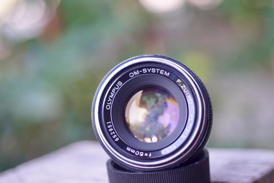 OLYMPUS OM-SYSTEM F.ZUIKO AUTO-S 50MM. F1.8 OM MOUNT