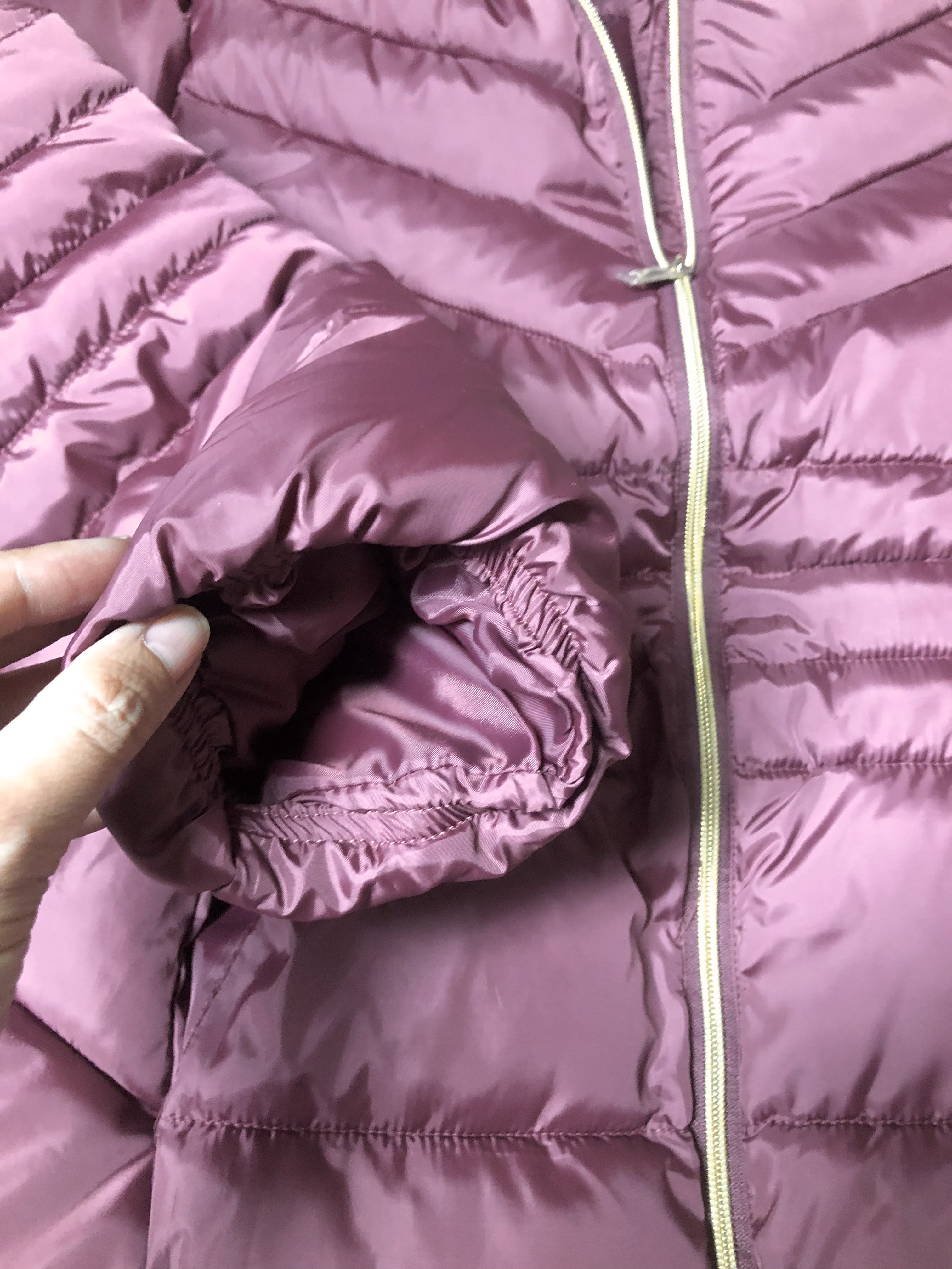 เสื้อกันหนาว เสื้อฮู้ดเฟอร์ บุนวมอุ่น สีแดง แบรนด์ INEXTENSO (padded puffer coat สำเนา