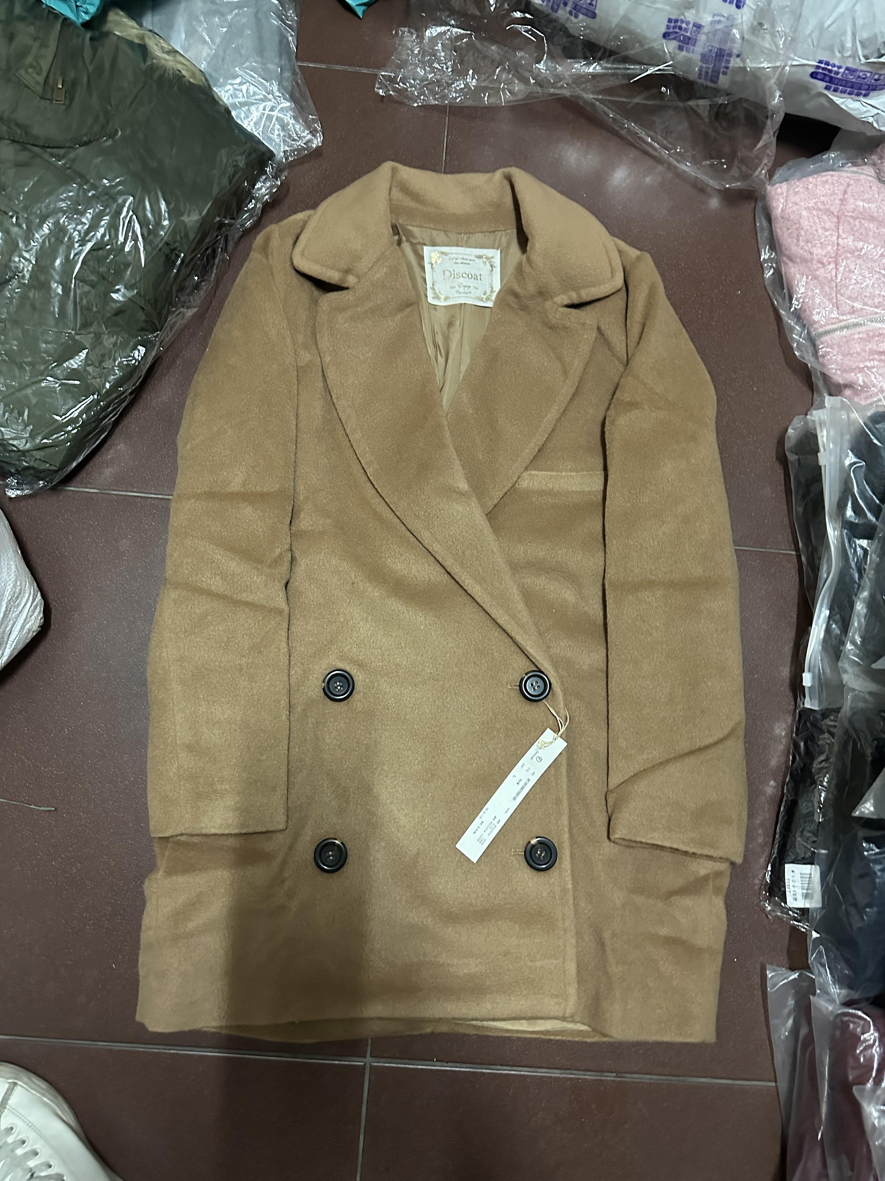 เสื้อโค้ท peacoat เสื้อโค้ทเฟอร์ โค้ทสักหลาดสีน้ำตาลกากี แบรนด์ DISCOAT(Japan)
