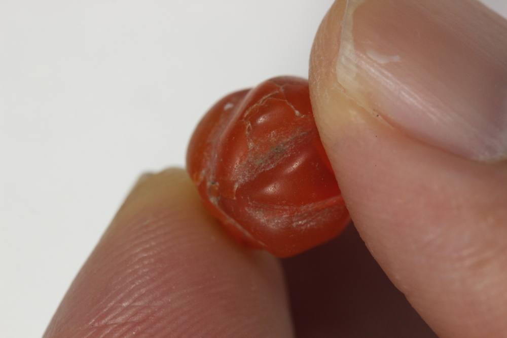 ลูกปัดคาเนเลียน มะยม เก่า