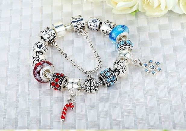 สร้อยข้อมือ Diy สไตล์ Pandora สร้อยข้อมือ แต่ง ชาร์ม ธีม หน้าหนาว Snow man แคนดี้ สีสวย ต้น คริสต์มาส Glass beads แดงสด หิมะด้านใน 745267