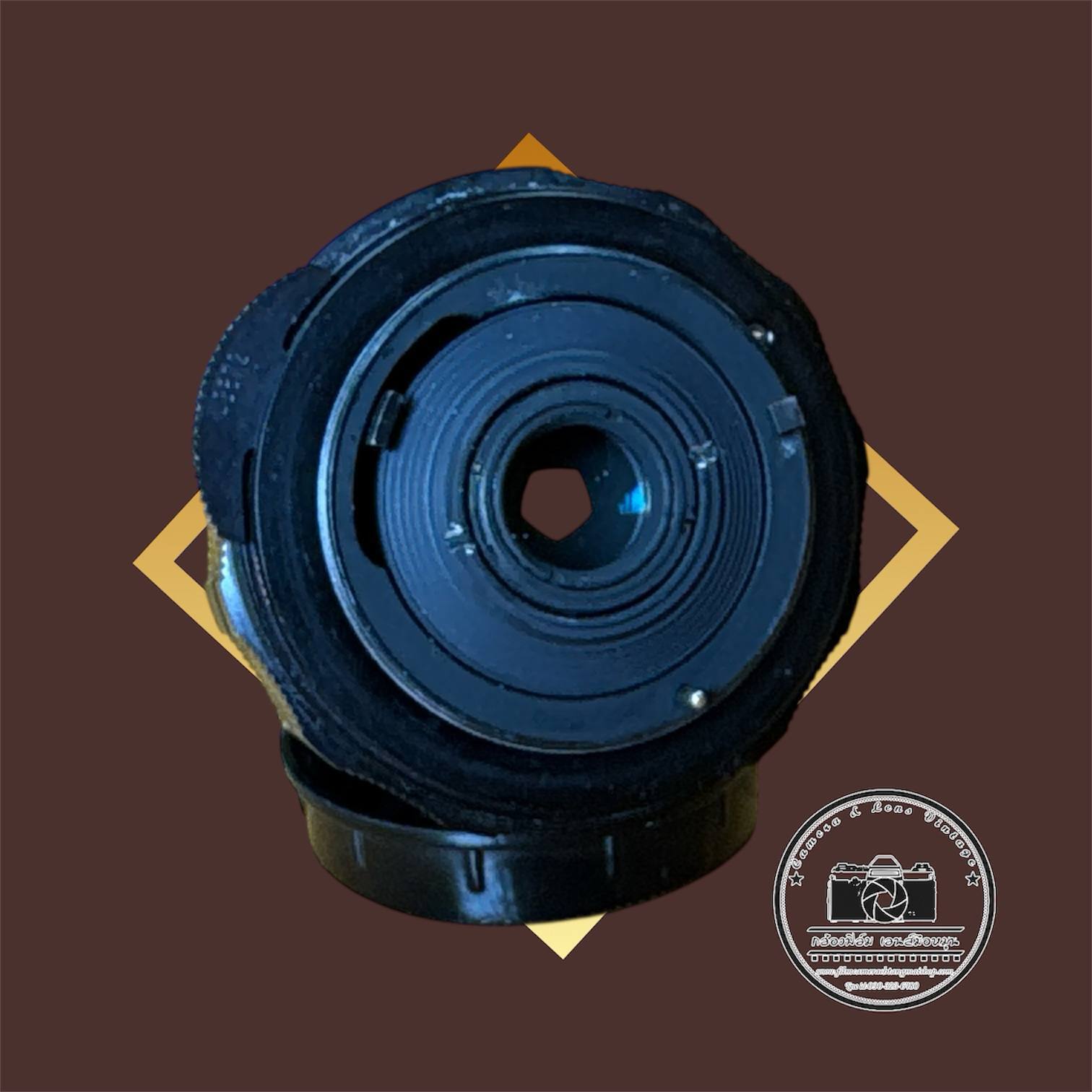 SUPER MULTI COATED TAKUMAR 28MM.F3.5 M42 MOUNT