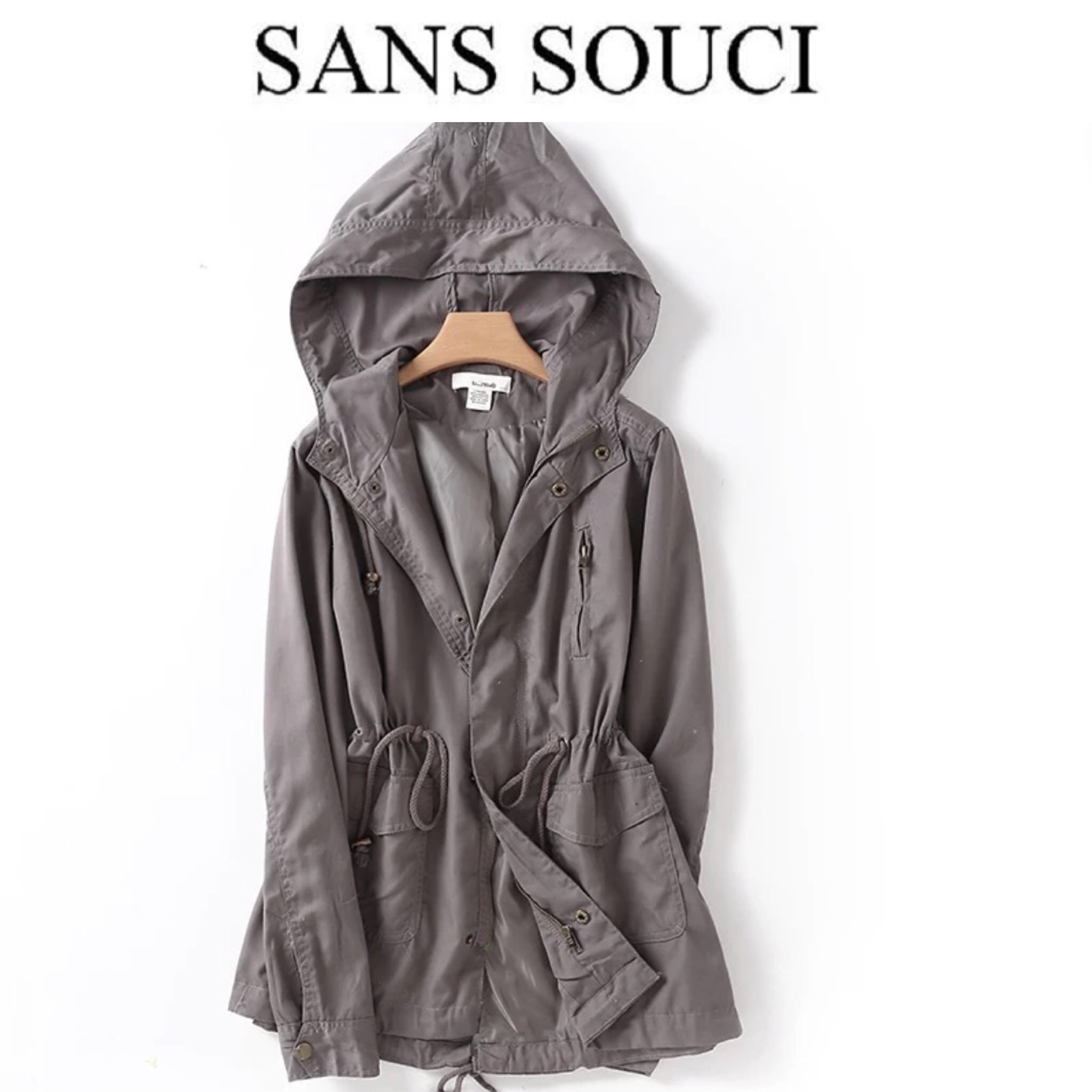 เสื้อนอก เสื้อคลุม หมวกฮูท สีเทา แบรน์ SANS SOUCI สวย แนว มากคะ