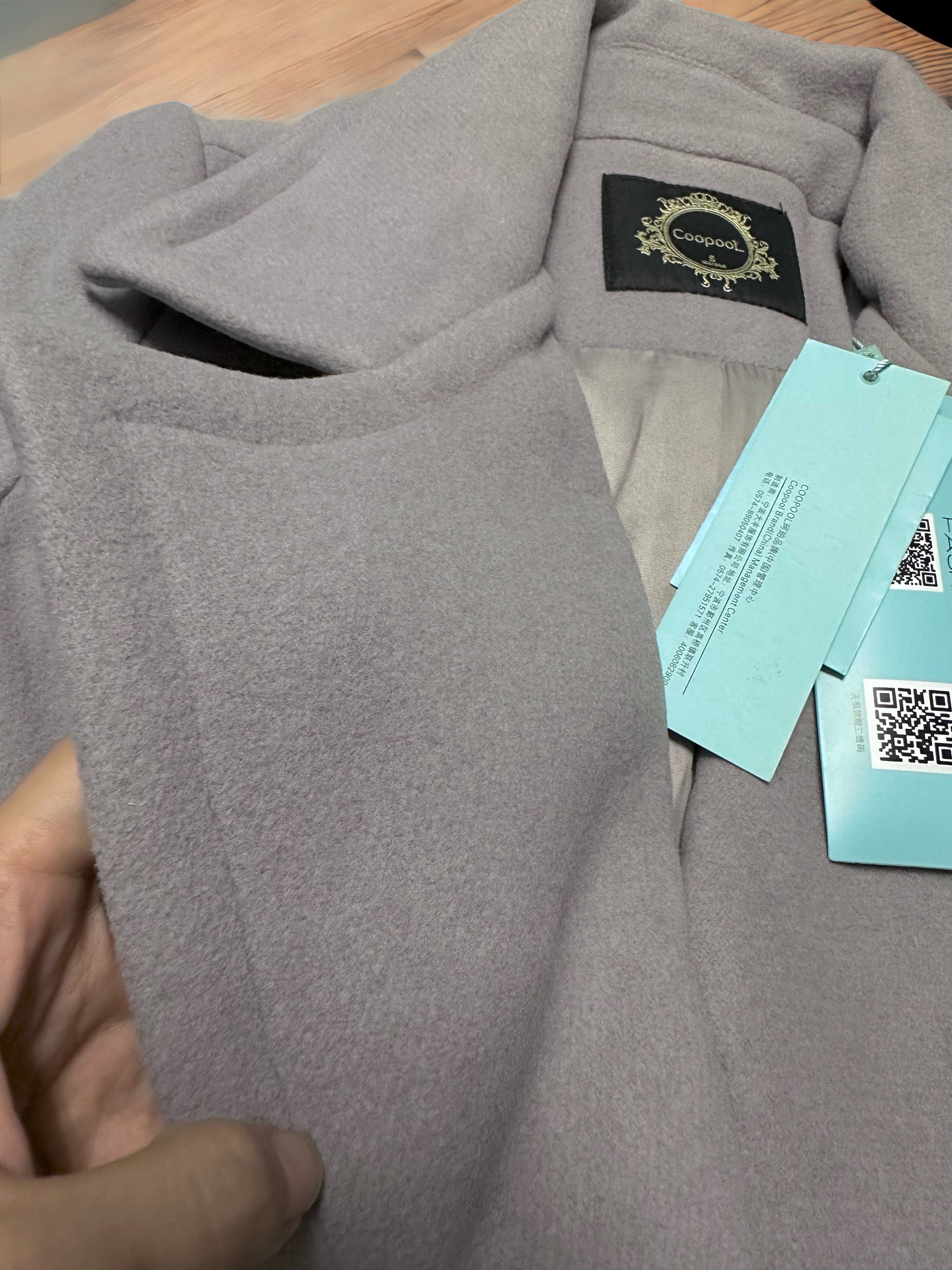 เสื้อโค้ท เสื้อกันหนาว เนื้อผ้าสักหลาดวูล สีเทา แบรนด์ COOPOOL