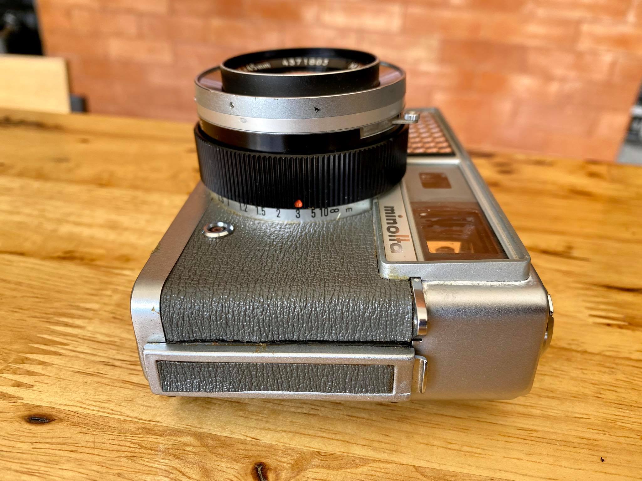 MINOLTA HI-MATIC MINOLTA ROKKOR PF 45MM.F2