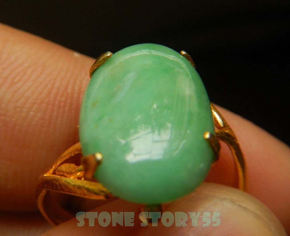 หยกพม่าแท้