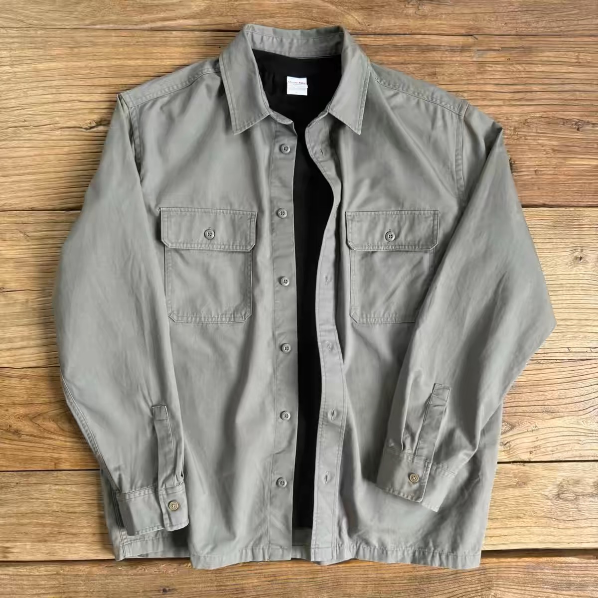 H&m แจ็คเก็ต H&m cotton twill olive green shirt เสื้อทหาร เสื้อเขียวทหาร H&M สินค้าหลุดโรงงาน จำนวนจำกัดคะ M/L/XL สำเนา เขียว