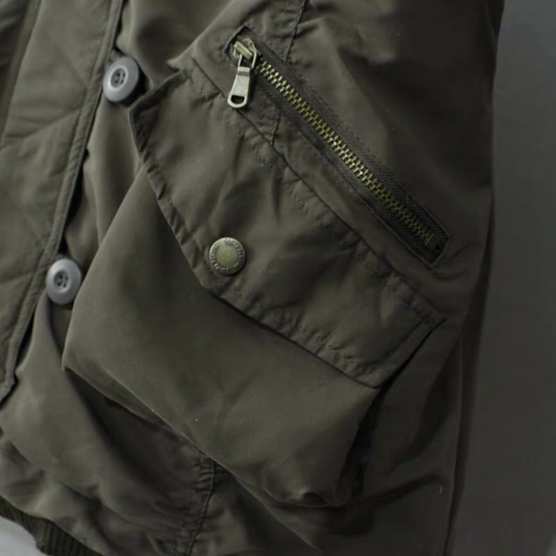 Private pause เสื้อโค้ทฮู้ดกันหนาว เสื้อปาร์กา parka สีเขียว แบรนด์ PRIVATE PAUSE (JAPAN) แต่งเฟอร์ (ฮู้ด& ขนเฟอร์ ถอดได้ทุกชิ้นค่ะ) เขียว