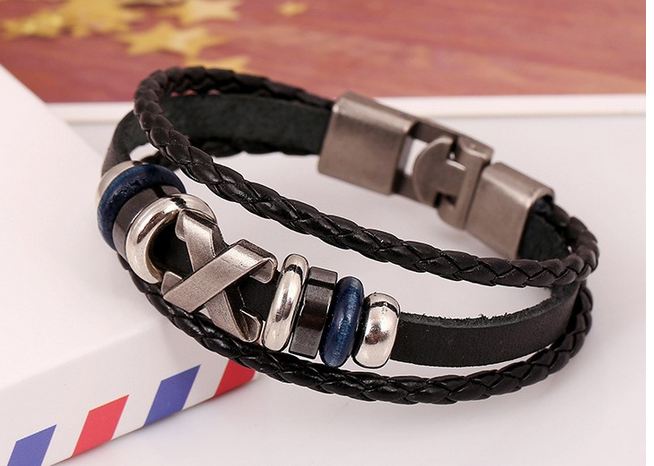 สร้อยข้อมือผู้ชาย กำไลข้อมือ ผู้ชาย สายหนังแท้ สีดำ ร้อยลูกปัด ใส่ logo สแตนเลส รูปตัว X สร้อยข้อมือเท่ ๆ ของขวัญให้แฟน วัดเกิด 863718