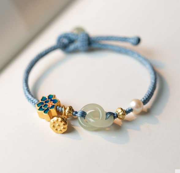 สร้อยข้อมือเชือก ตกแต่งด้วย หินหยก ธรรมชาติ ทำเป็นแหวนคล้องกันแทนใจ สร้อยข้อมือผู้หญิง แบบสวย ๆ 658596