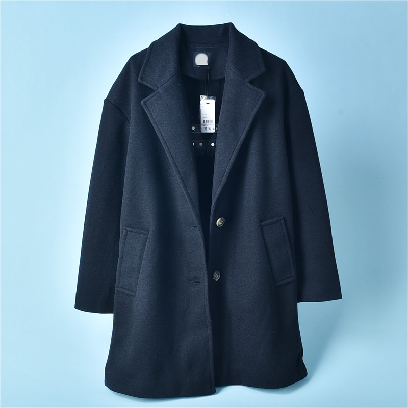 เสื้อโค้ดกันหนาว เสื้อกันหนาว overcoat โค้ทวูล สักหลาด ผสมวูล สีดำ แต่งคอปก กระดุมสองแถว แบรนด์ATCHING สำเนา สำเนา สำเนา สำเนา สำเนา ดำ
