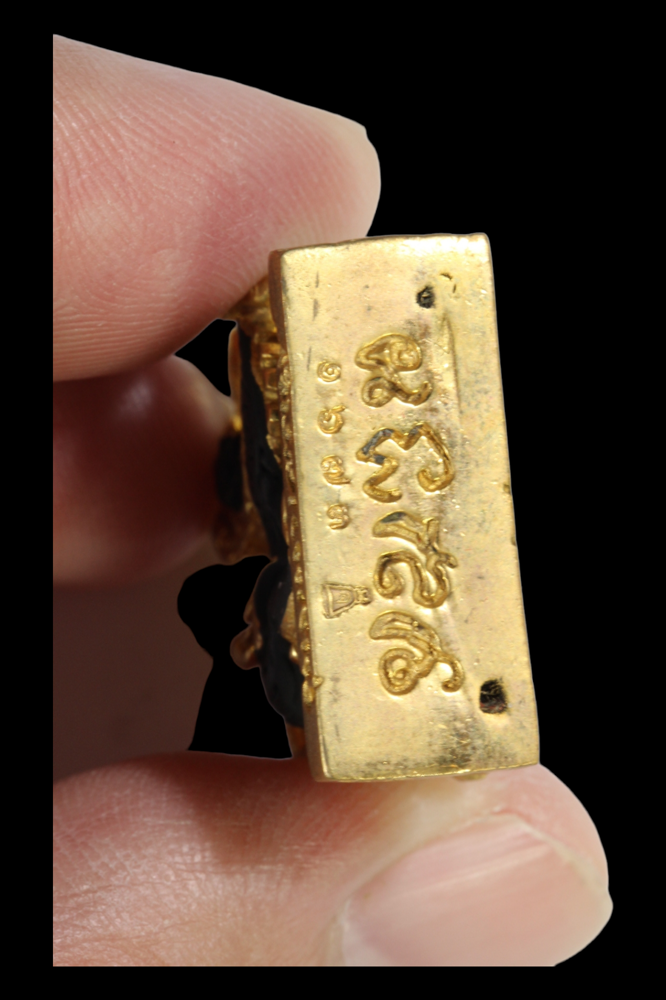 คชสิงห์หลวงพ่อจ้อย มหาเศรษฐี