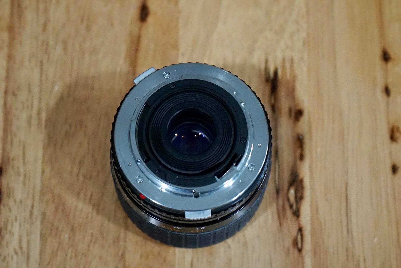 SIGMA ZOOM-MASTER 35-70MM.F2.8-4 MULTI COATED MACRO OM MOUNT