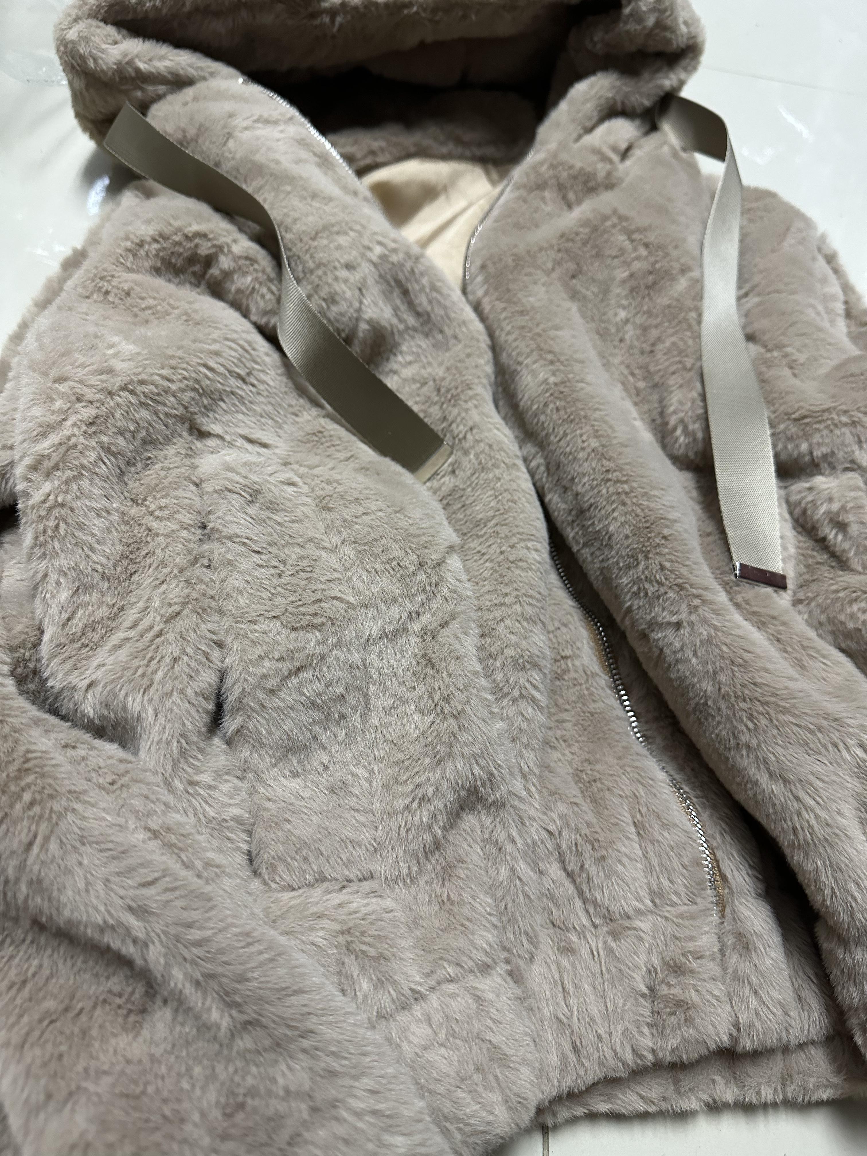 Zara เสื้อเฟอร์กันหนาว หมวกฮู้ด เสื้อขน แบรนด์zara สำเนา ดำ