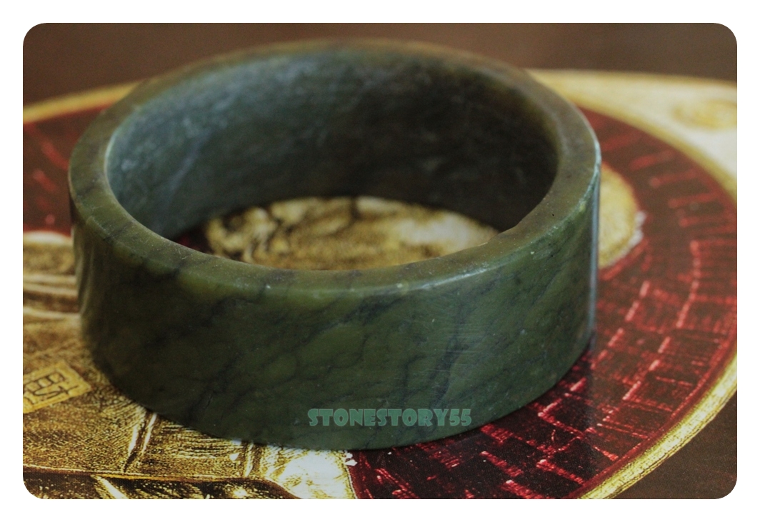 กำไลหยกลพบุรี ขายแล้ว