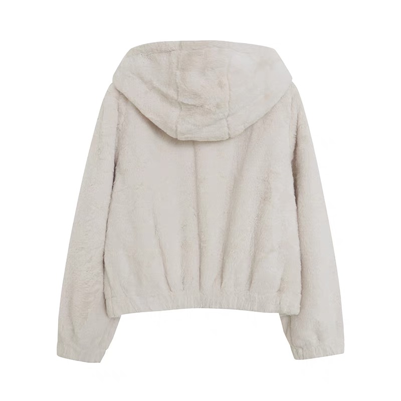 915 เสื้อเฟอร์กันหนาว หมวกฮู้ด เสื้อขน Fluffy hooded jacket แบรนด์ SANCTUARY ขาว