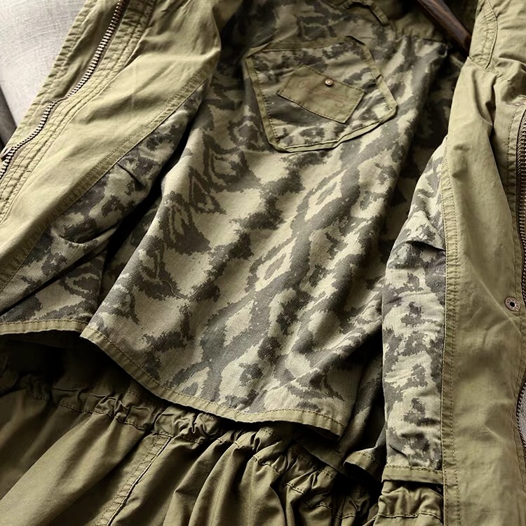 Outerwear Yessica by C&A เสื้อฮู้ดทหาร เสื้อทหาร สีเขียว หมวกฮู้ด เสื้อปาร์กา เสื้อนอก แบรนด์ Outerwear Yessica by C&Aงานสวย เท่ห์มาก คะ Size S/M/L/XL เขียวทหาร