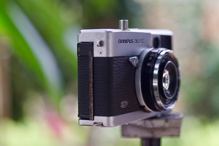 Olympus-35 EC OLYMPUS E.ZUIKO 42MM.F2.8