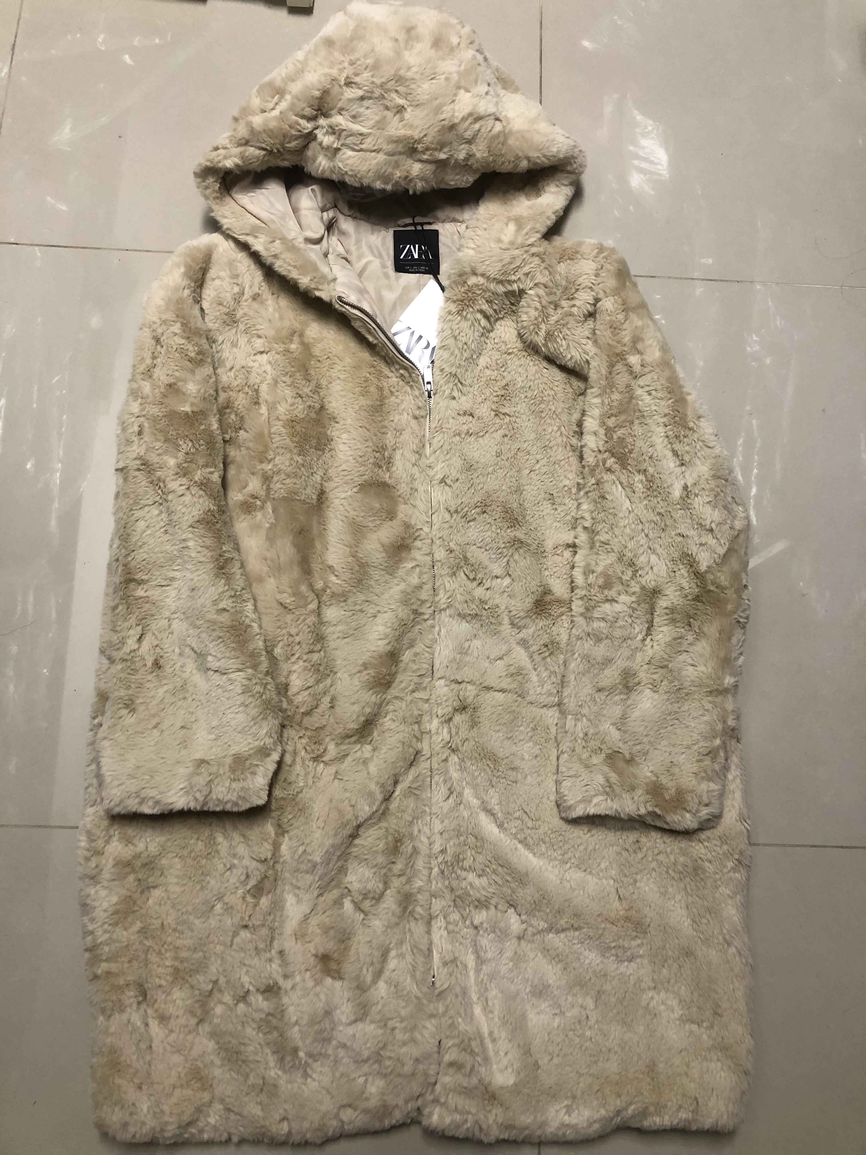 pepco เสื้อเฟอร์กันหนาว หมวกฮู้ด เสื้อขน FLUFFY Coat แบรนด์ PEPCO ดำ / เบจ