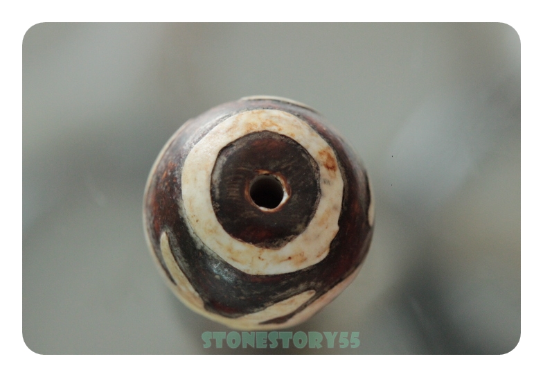 ลูกปัดทิเบตเขียนสี(ขายแล้ว)