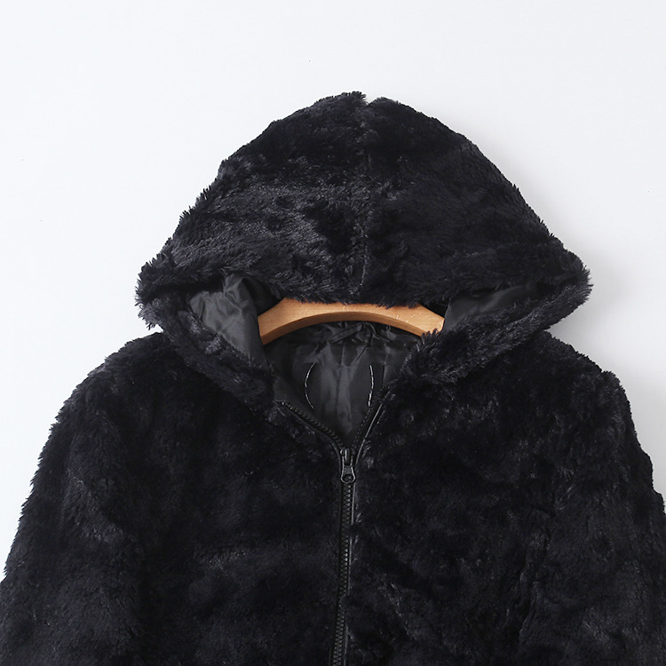 Page เสื้อเฟอร์กันหนาว หมวกฮู้ด เสื้อขน Fluffy coat แบรนด์ page One สำเนา ดำ