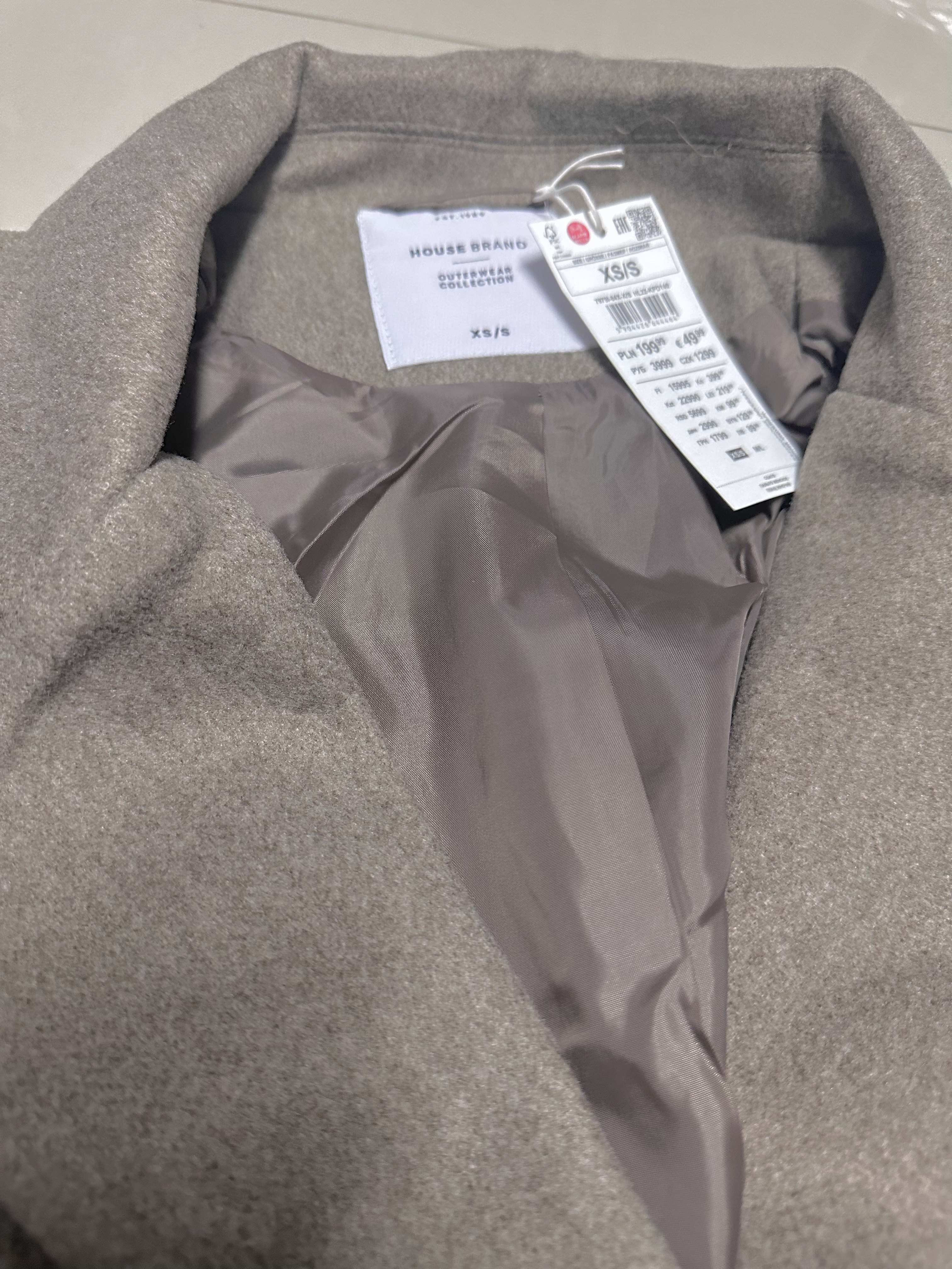 House brand เสื้อโค้ท เสื้อกันหนาว เนื้อผ้าสักหลาดวูล สีน้ำตาลอ่อน แบรนด์ HOUSE BRAND