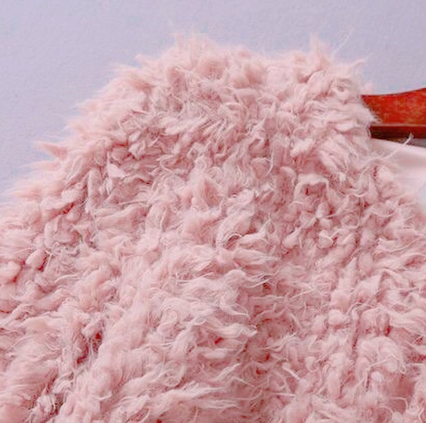 Ichi เสื้อคลุม ขน fluffy coat สีชมพูอ่อน เสื้อกันหนาวแต่งขนสีขาว แบรนด์เนม ICHI JAPAN แท้ 100% แพทเทินสวย หรู มากคะ Size S/M ชมพู