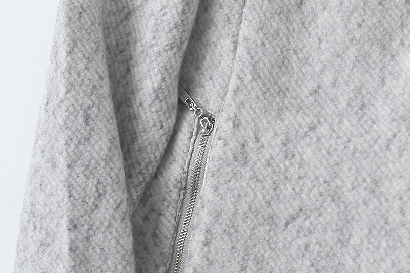 เสื้อโค้ท เสื้อกันหนาว เนื้อผ้าไหมพรม Knitting สีเทา แบรนด์ mohito
