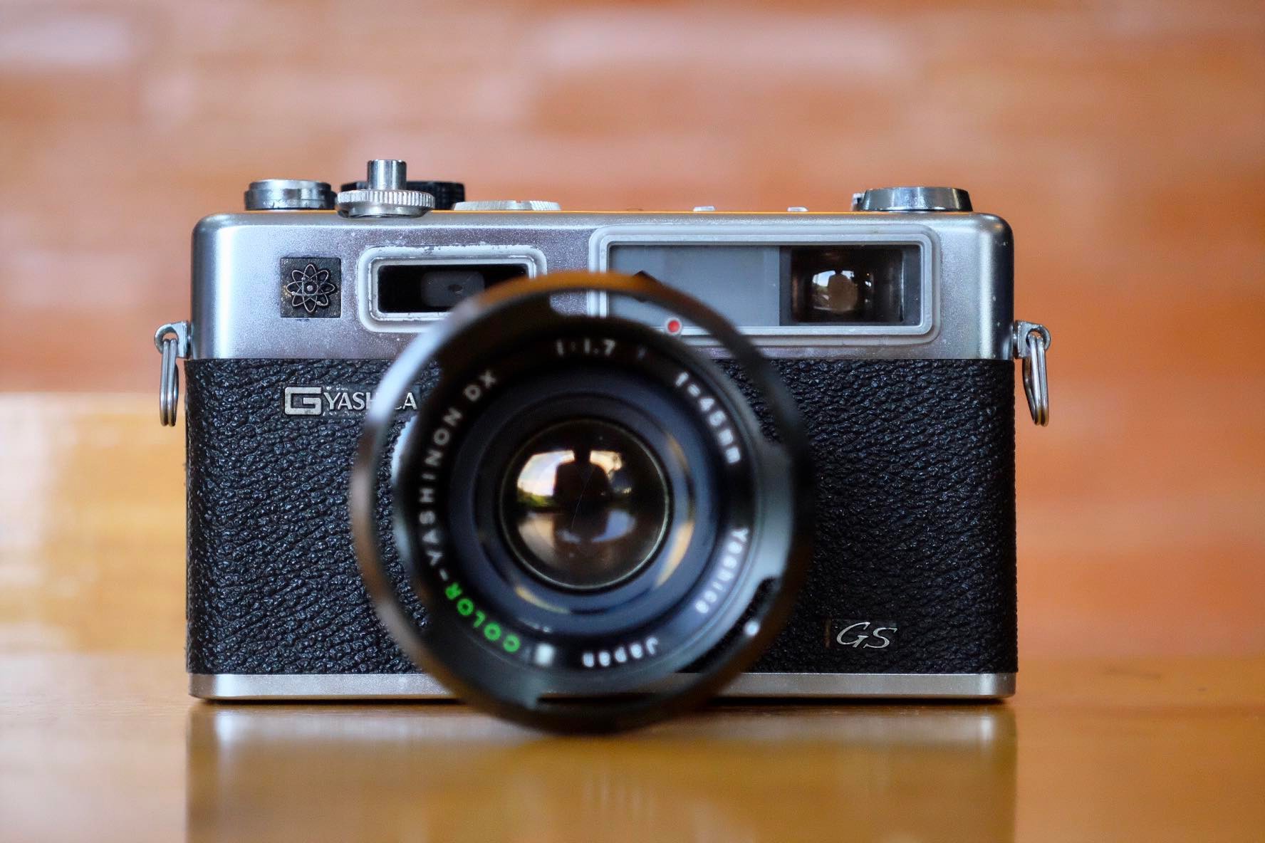 YASHICA ELECTRO 35 GS COLOR YASHINON-DX 45MM.F1.7
