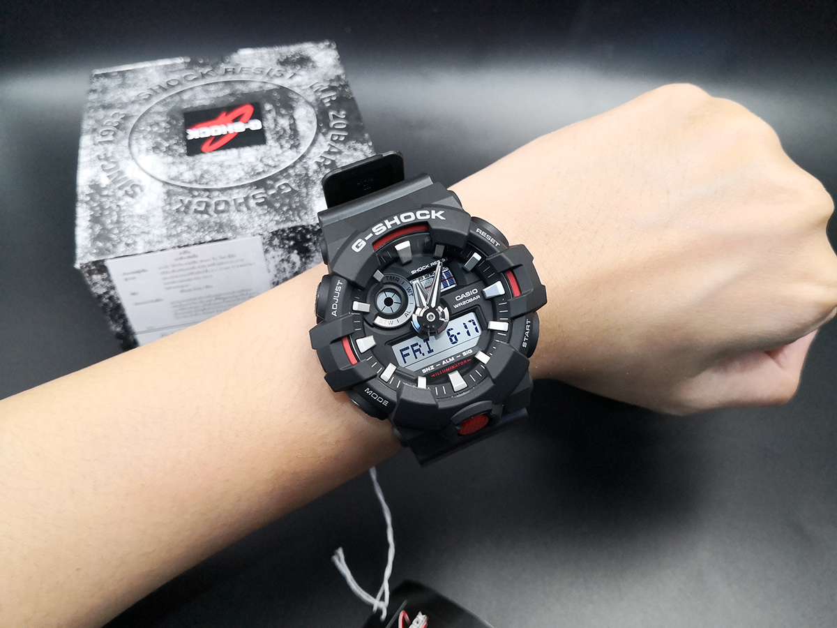 CASIO MID YEAR SALE G-SHOCK นาฬิกาข้อมือ นาฬิกากันน้ำ นาฬิกาของแท้ ประกันศูนย์ CMG 1 ปี รุ่น GA-700-1A นาฬิกาสีดำ