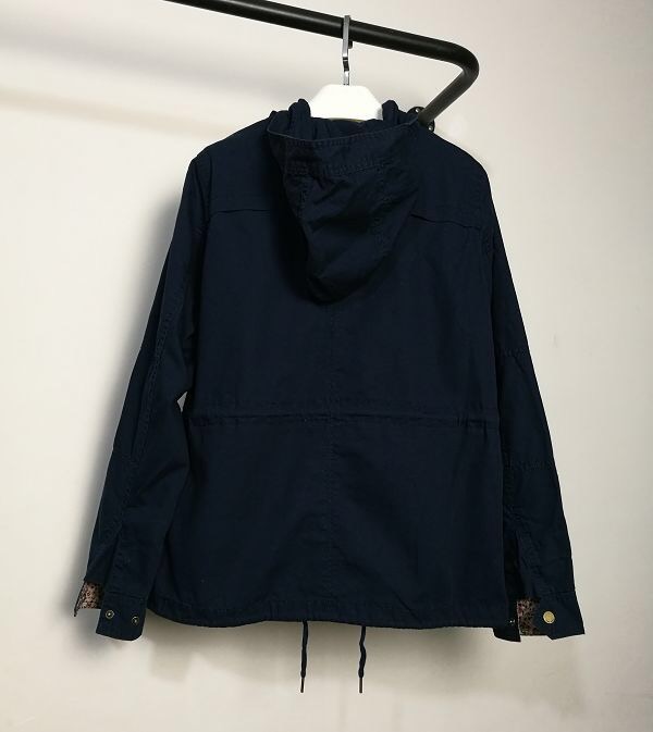 Vera moda เสื้อฮู้ดทหาร เสื้อคลุม สีเขียว หมวกฮู้ด เสื้อปาร์กา เสื้อ นอก งานแบรนด์ VERA MODA งานสวยเท่ห์มากคะ Size M/L/XL เขียว