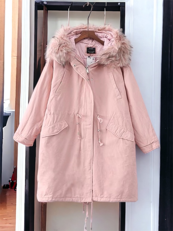 เสื้อโค้ทฮูท BERSHKAกันหนาว Parka สีชมพูอ่อน แต่งขนเฟอร์ ซับขนอุ่นด้านใน (เฟอร์ & ขนอุ่นด้านใน ถอดได้คะ) ดลบได้เลยคะ Size XS/S/M/ L/XL/XXL เขียว