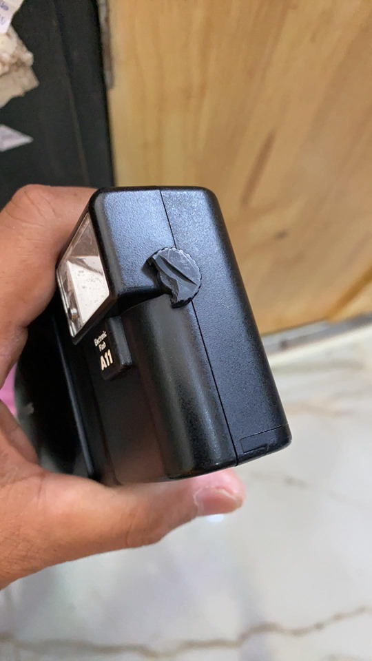 OLYMPUS XA2 OLYMPUS FLASH A11