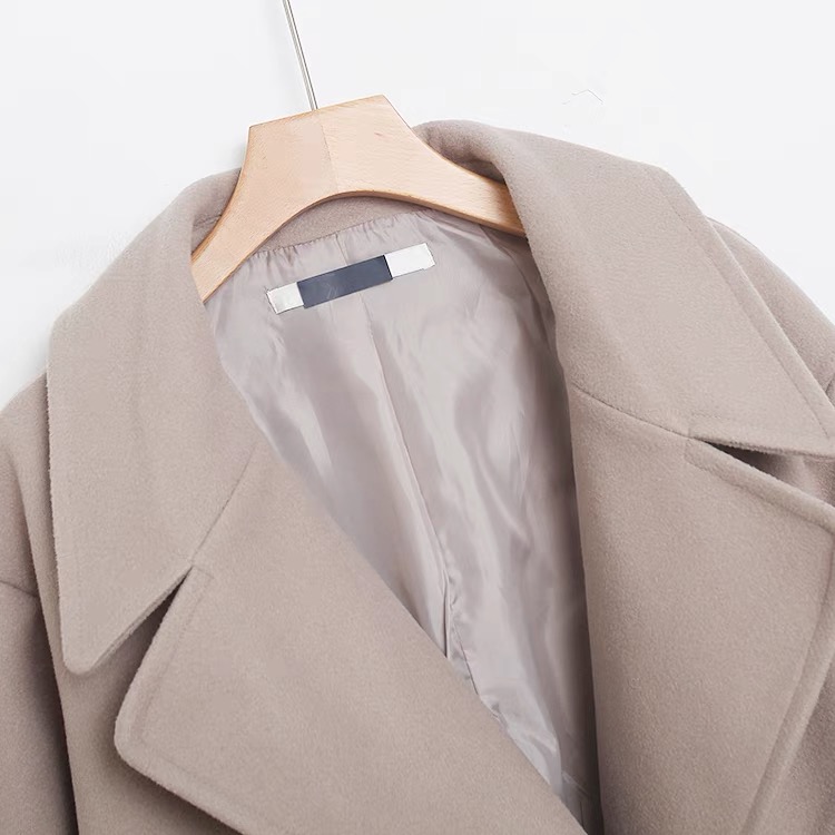 เสื้อโค้ทวูล Trench coat เสื้อโค้ทเฟอร์ โค้ทสักหลาดสีเทาอ่อน แบรนด์ RAY CASSIN