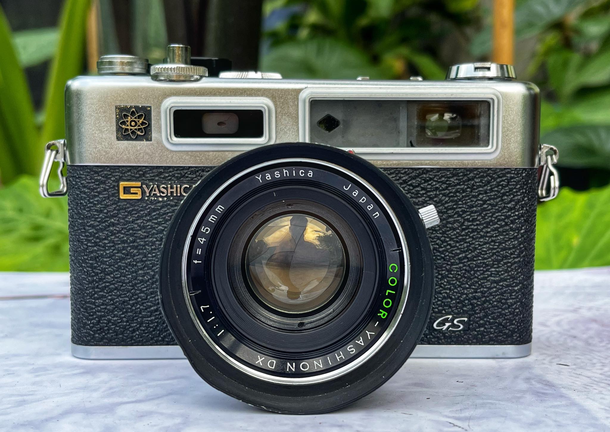 YASHICA ELECTRO 35 GS YASHICA COLOR YASHINON DX 45MM.F1.7