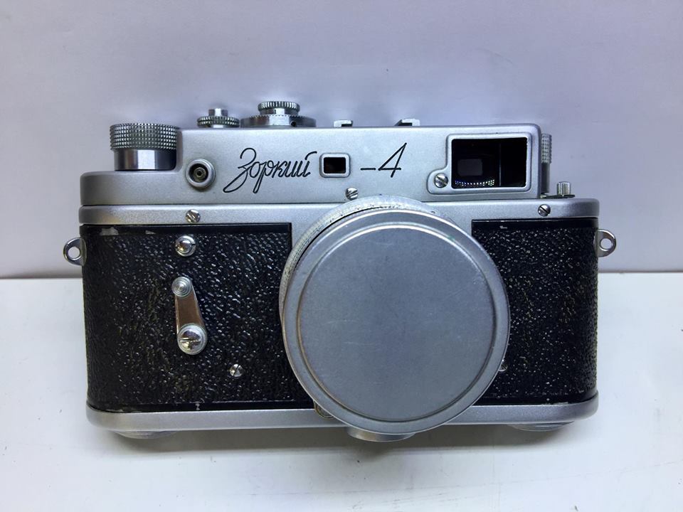 ZORKI-4 JUPETER-8 50MM.F2 RED P