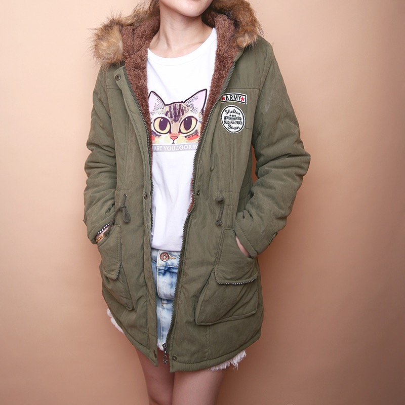 เสื้อกันหนาว เสื้อโค้ท กันหนาว สีเขียวมิ้นท์ พาสเทลสีหวาน แต่งหมวกฮูทติดขนเฟอร์ ซับขนอุ่นสีน้ำตาลด้านใน สวยหรู อุ่นมากคะ