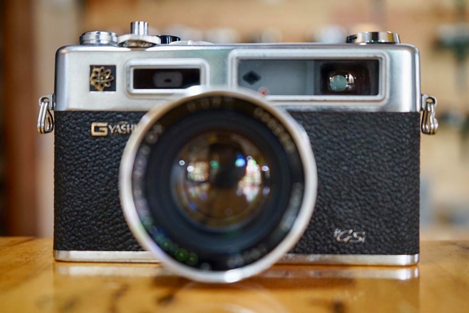 YASHICA ELECTRO 35 GS COLOR YASHINON-DX 45MM.1.7