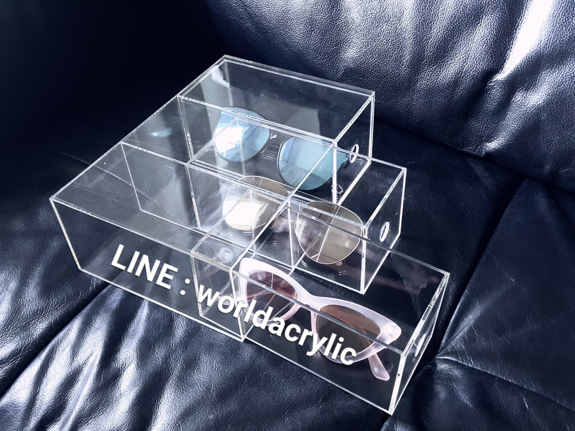 ตู้โชว์แว่นตา