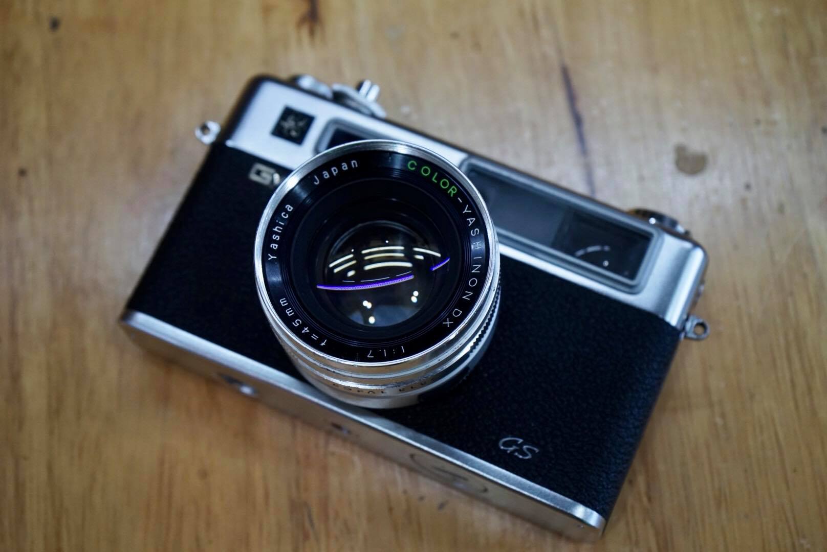YASHICA ELECTRO 35 GS COLOR YASHINON-DX 45MM.1.7