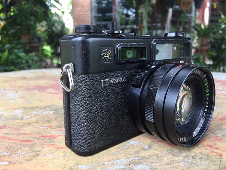 YASHICA ELECTRO 35 GT YASHICA COLOR YASHINON DX 45MM.F1.7