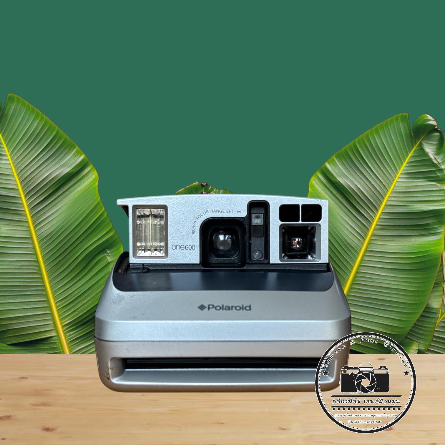 POLALOID ONE 600