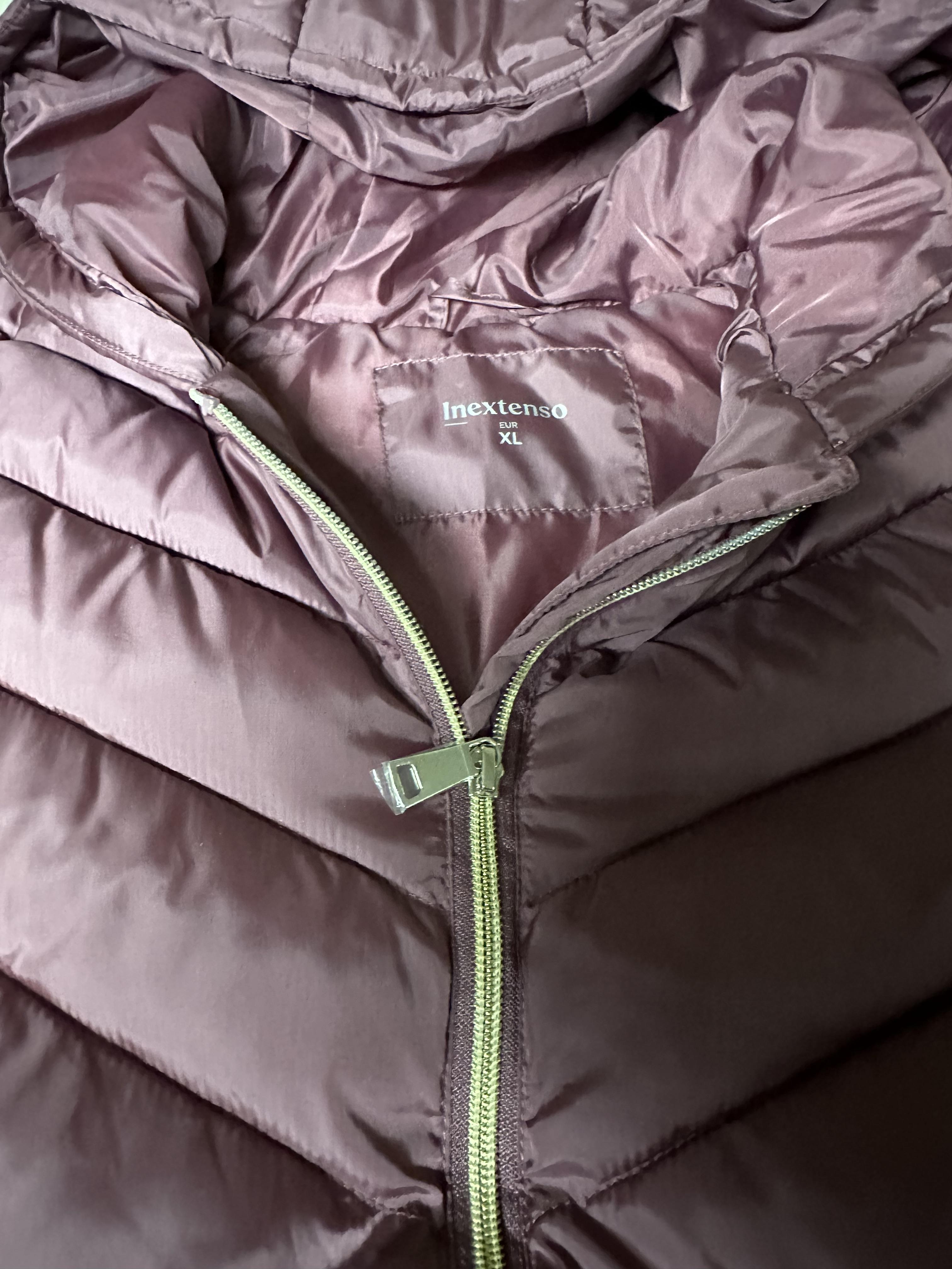 เสื้อกันหนาว เสื้อฮู้ดเฟอร์ บุนวมอุ่น สีแดง แบรนด์ INEXTENSO (padded puffer coat สำเนา