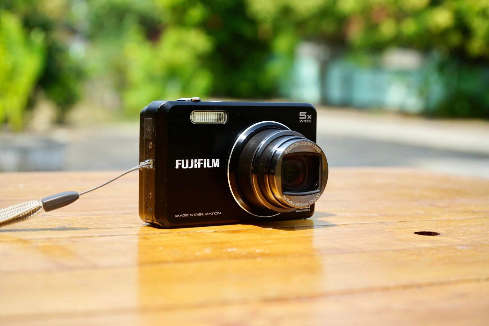 FUJIFILM PINEPIX J250