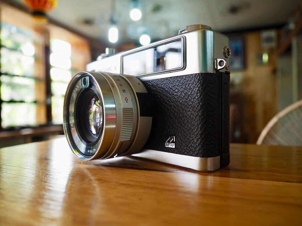 YASHICA ELECTRO35 GL YASHICA COLOR-YASHINON DX 40MM.F1.7