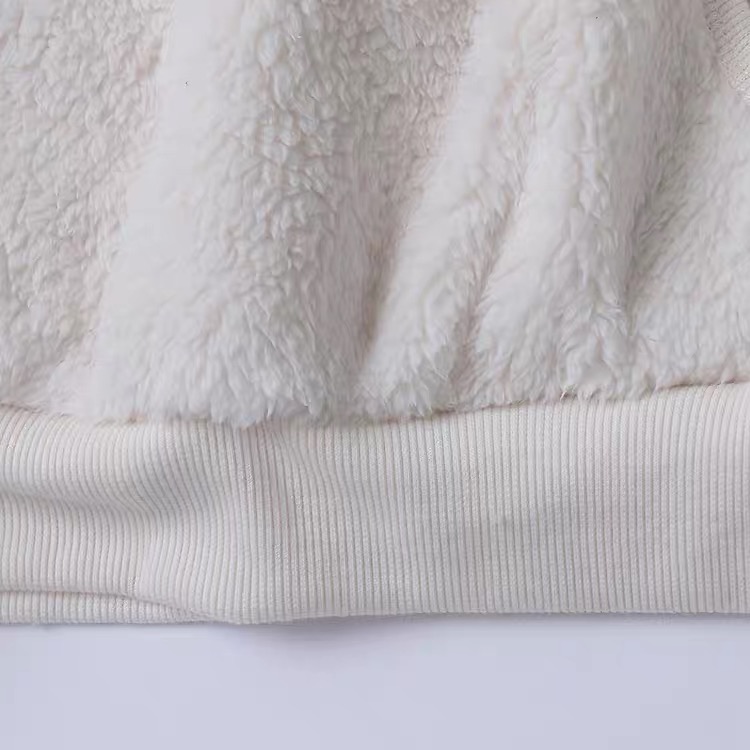 เสื้อเฟอร์กันหนาว หมวกฮู้ด เสื้อขน สีขาว (FLUFFY COAT) สำเนา สำเนา สำเนา
