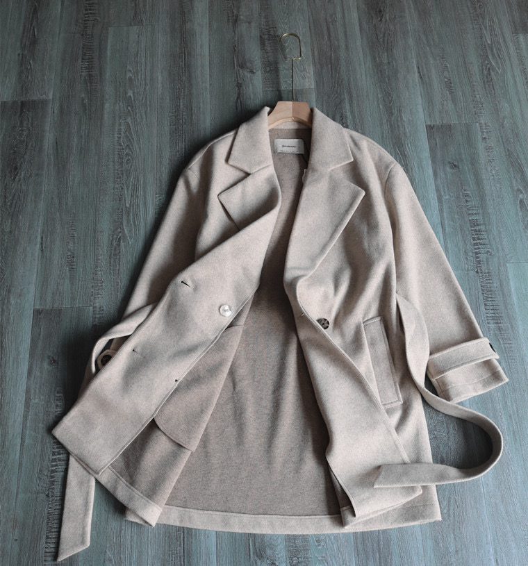 เสื้อโค้ท เสื้อโค้ทกันหนาว โค้ทวูล สีเบจ แบรนด์ STRADIVARIUS