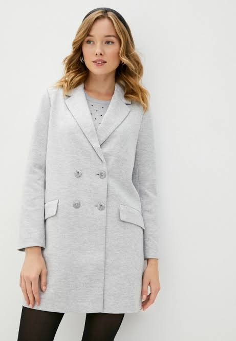 Love tree เสื้อโค้ทกันหนาว เสื้อกันหนาว overcoat โค้ทวูล สีcamel belt coat สีครีมเบจ แบรนด์ O'STIN Camel