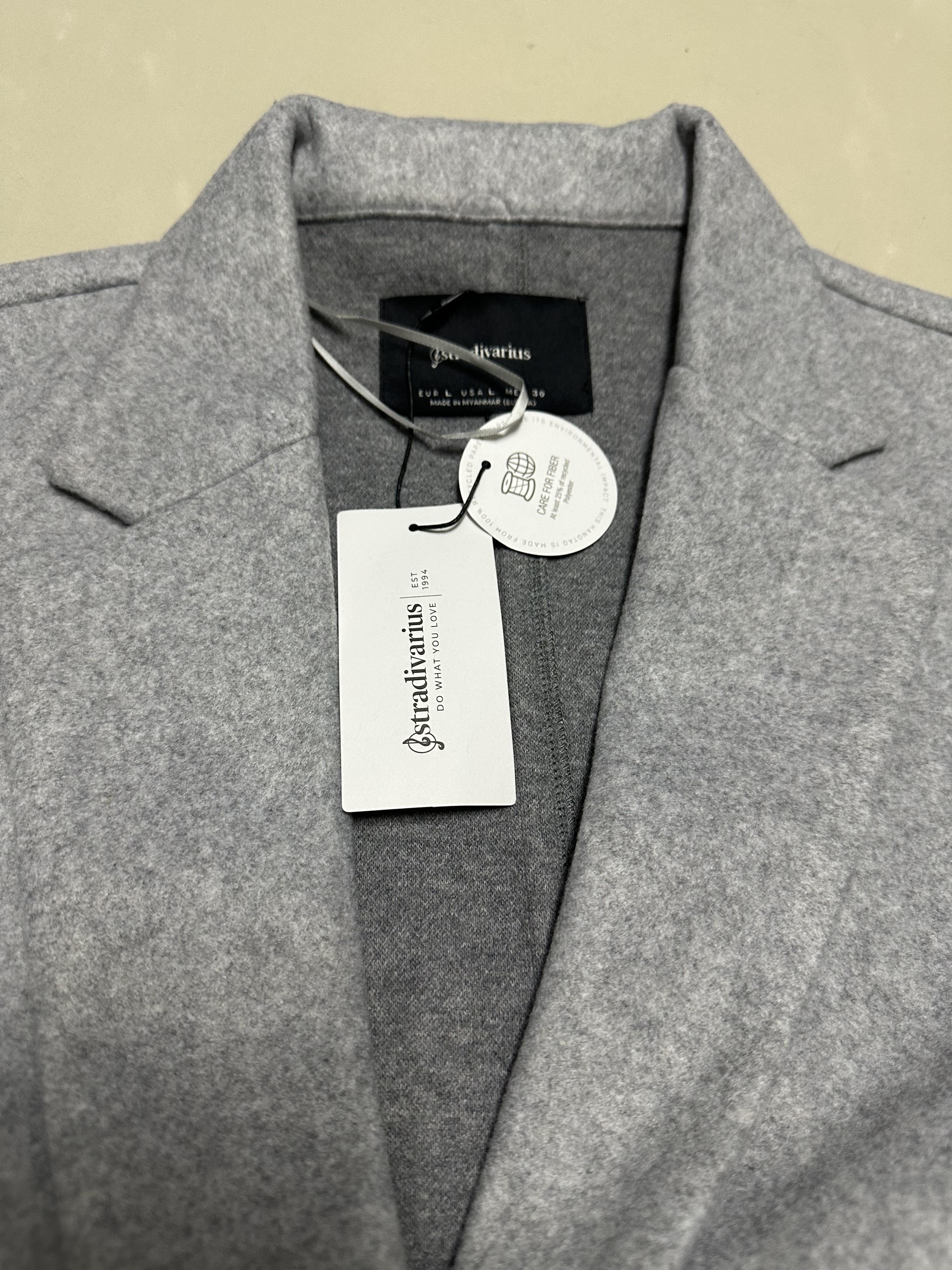 เสื้อโค้ท เสื้อโค้ทกันหนาว โค้ทวูล tailored knot coat สีเบจ แบรนด์ STRADIVARIUS สำเนา